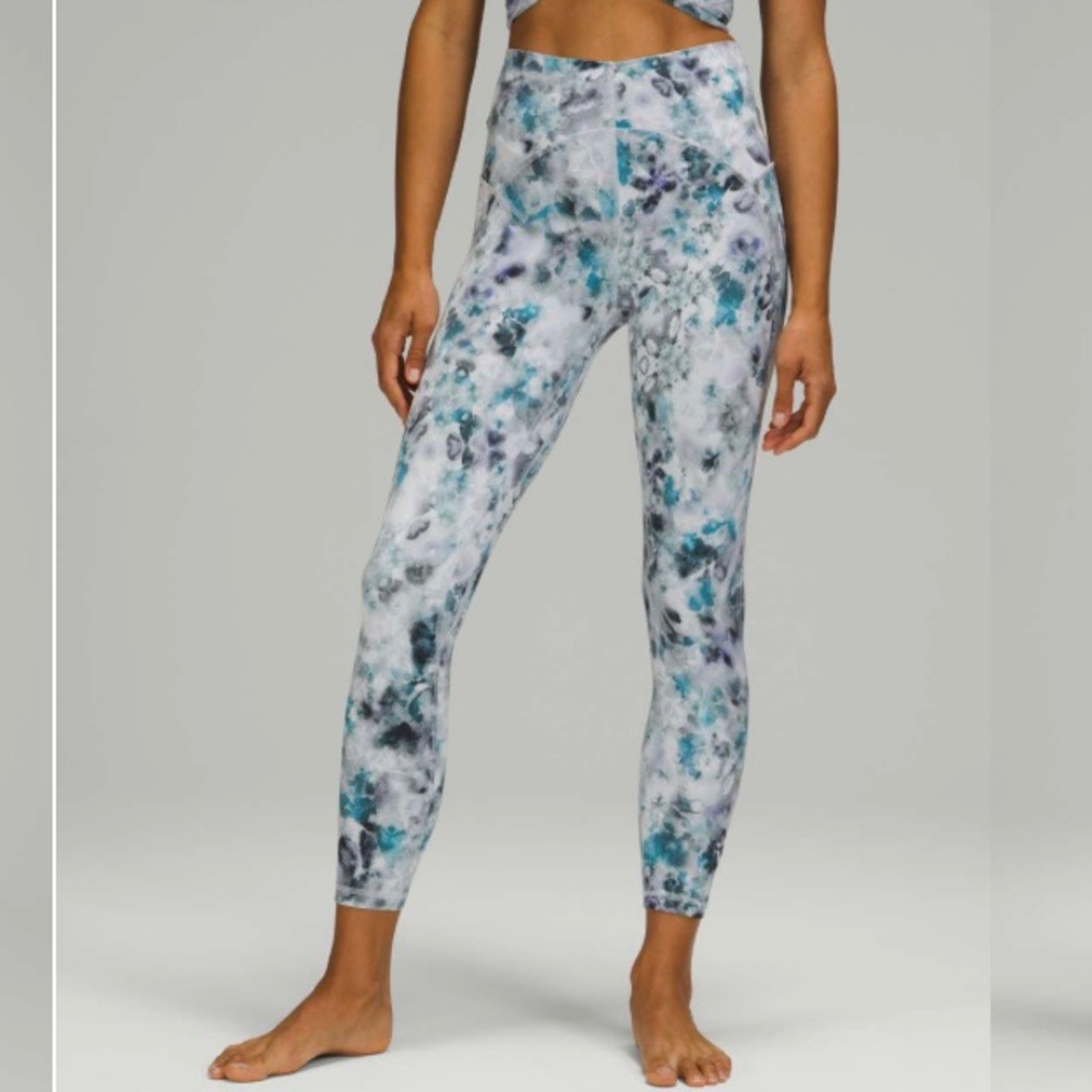 Lululemon Unlimited High-Rise Tight 25” Kaleidofloral Multi